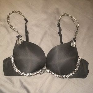 VS Sexy Little Things push-up